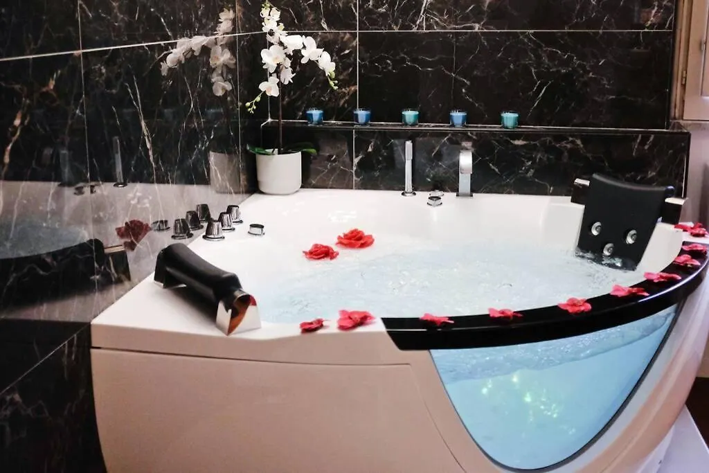 Pantheon Amazing Jacuzzi Suite - Top Collection ローマ