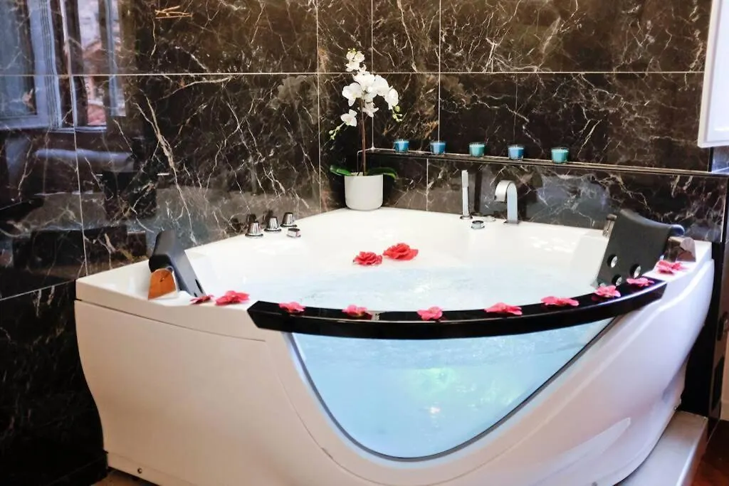 Pantheon Amazing Jacuzzi Suite - Top Collection ローマ